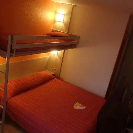 Hotel Premiere Classe Rouen Ouest - Petit Quevilly 2*
